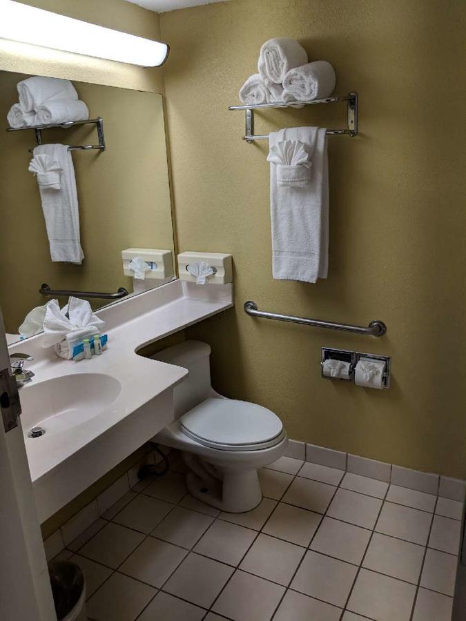 Vista Inn Lake Tarpon Palm Harbor Dış mekan fotoğraf