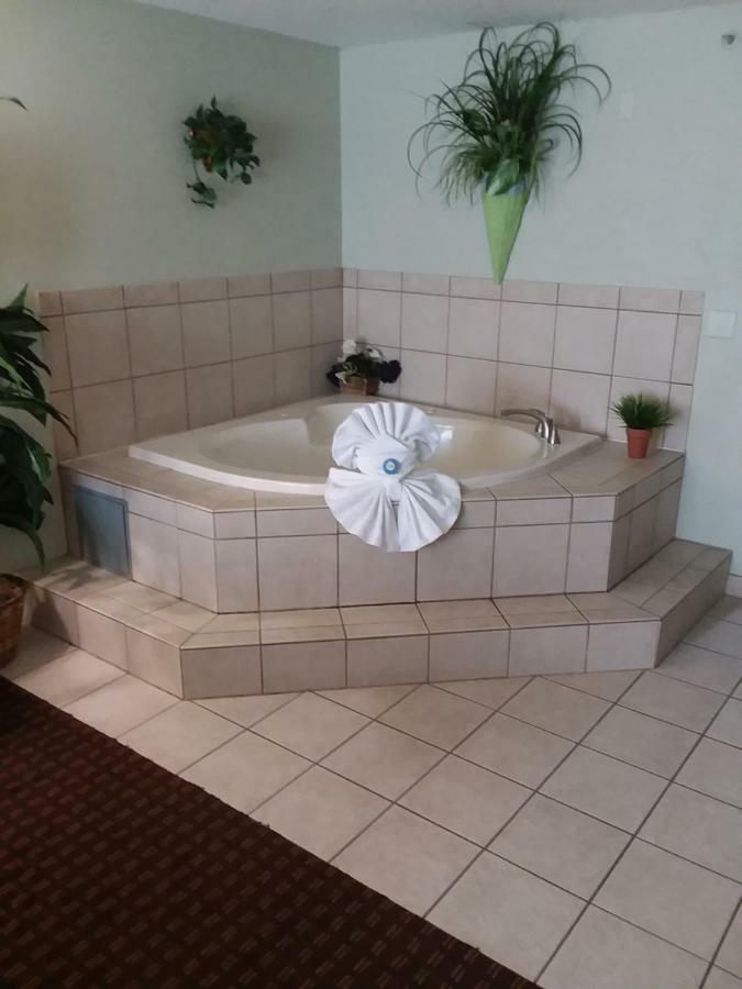 Vista Inn Lake Tarpon Palm Harbor Dış mekan fotoğraf